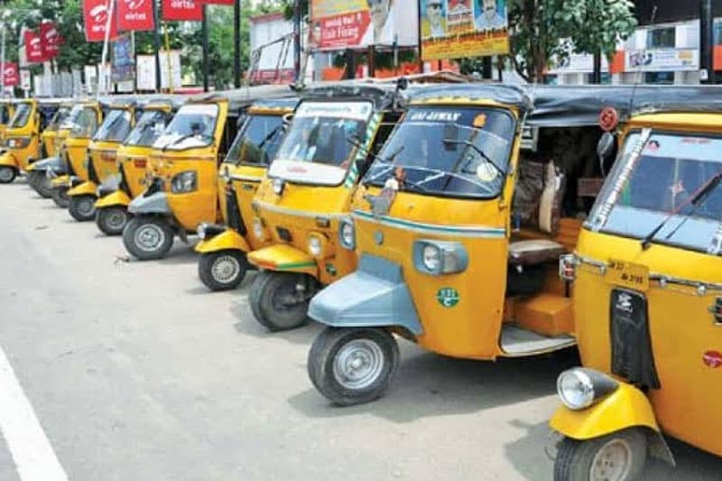 KCR Announces Sop for Auto-rickshaw Drivers if BRS Comes to Power Again