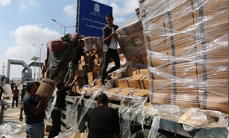 Logistic difficulties caused by Israel delay aid for Gaza: Egypt