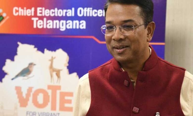 Polling going on peacefully : Telangana CEO
