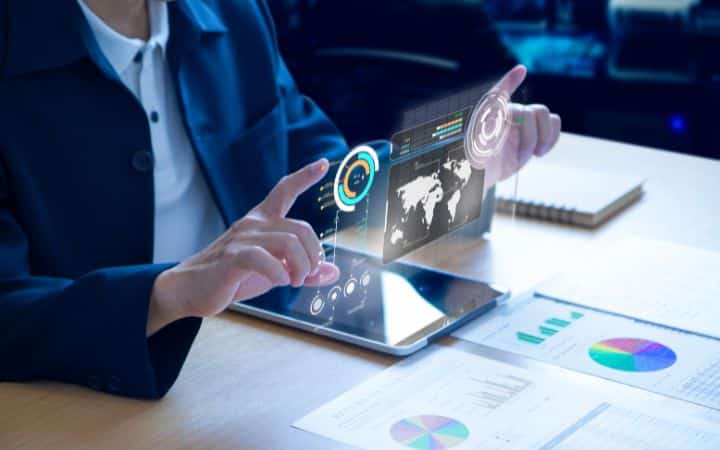 Dents Advice to Investors Harry Dent's Market Crash Prediction for 2024 - Economist's Bubble Burst Forecast