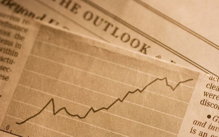 Long Term Economic Outlook Harry Dent's Market Crash Prediction for 2024 - Economist's Bubble Burst Forecast