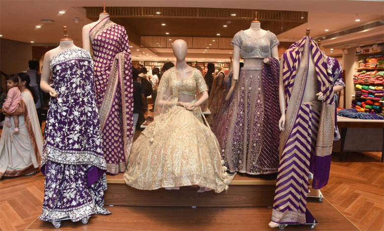 MYSORE SAREE UDYOG 2 Mysore Saree Udyog unveils spectacular new flagship store in Hyderabad at Jubilee Hills