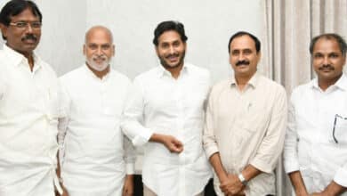 YSRCP MLA returns to party two months after resignation