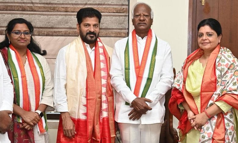 BRS leader Kadiyam Srihari, daughter join Congress