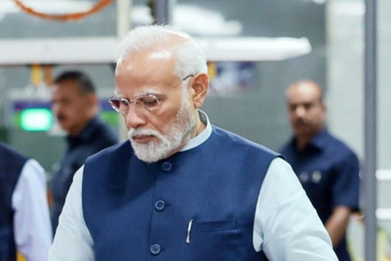 PM Modi arrives in Hyderabad on Monday night