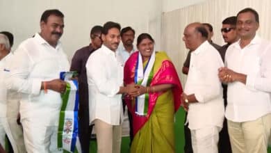 Key leaders of TDP, Jana Sena join YSR Congress