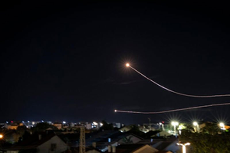 Gaza launches fresh rocket attacks on Israeli border areas