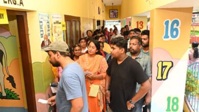 Polling for all 20 Lok Sabha constituencies underway in Kerala