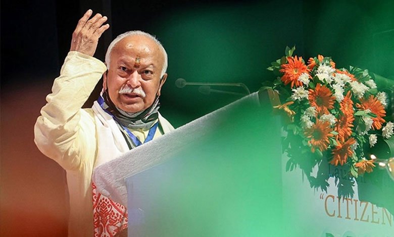 RSS chief Mohan Bhagwat votes in Nagpur, urges everyone to exercise their 'right and duty'
