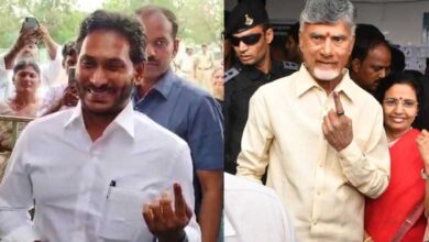 Andhra CM Jagan Mohan Reddy, TDP chief Chandrababu Naidu cast votes