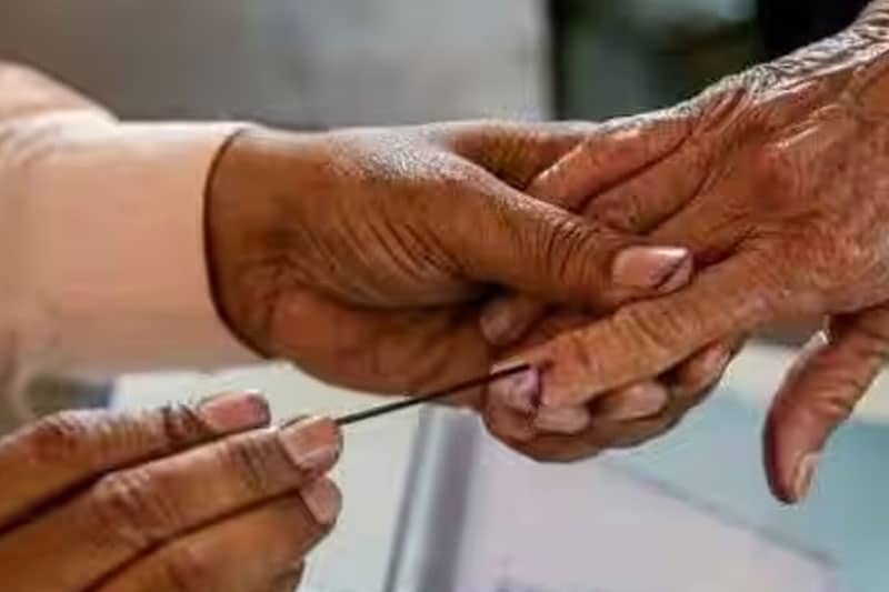 11 seats in Maharashtra to vote on May 13 in 4th phase: Danve, Pankaja, Kolhe in fray