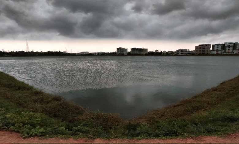 Thunderstorm, rain likely in Delhi