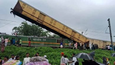 Toll rises to 10 in West Bengal train accident