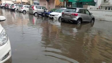 Heavy rain causes waterlogging in Delhi; disrupts life