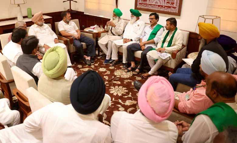 Farmer Leaders from Six States Meet Rahul Gandhi to Highlight Agricultural Issues