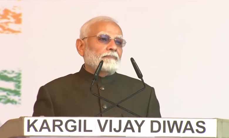 Kargil Vijay Diwas | Pak has not learnt from past defeats: Modi