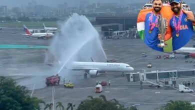 Victory Parade | Team accorded 'water salute' after plane lands: Video