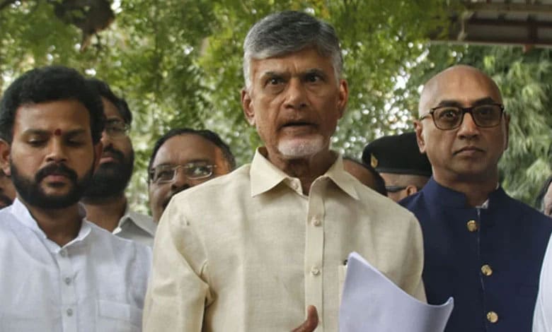 Andhra News | CM Naidu Extends Support to Protesting Junior Doctors at KGH Over Kolkata Incident