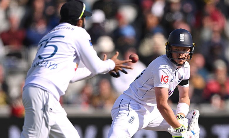 Sri Lanka sets England target of 205 to win, England 82/3 at Tea Day 4