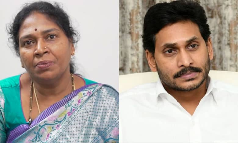 Andhra News | MLC Pothula Sunitha too quits YSRCP