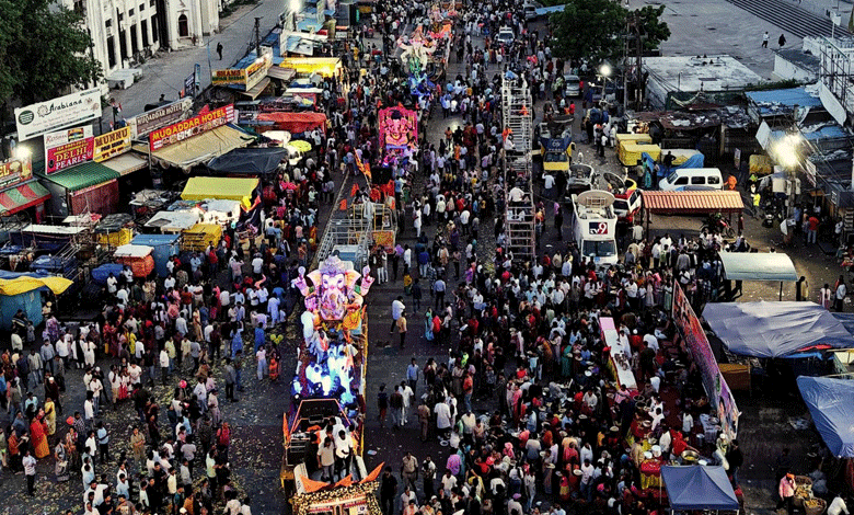 Ganesh Idol Immersion Causes Traffic Jams Across Hyderabad