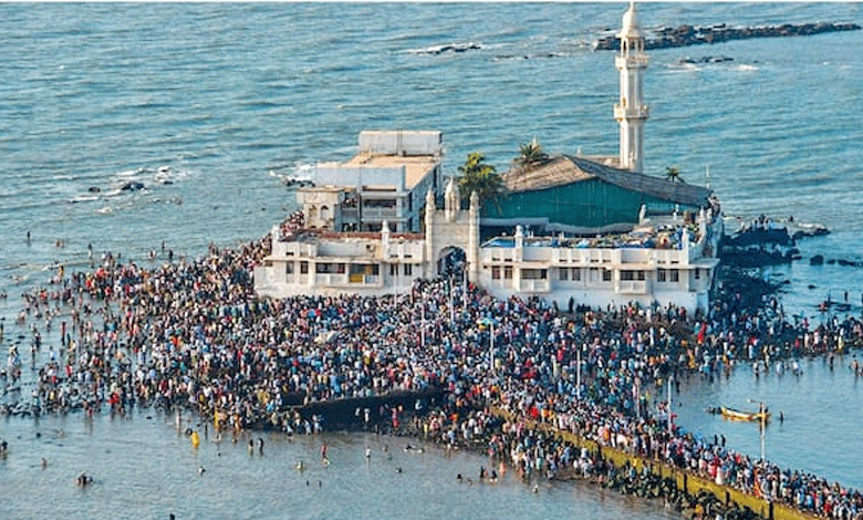 Threats to Bomb Haji Ali Dargah, Mumbai on High Alert