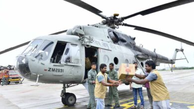 Andhra Pradesh News | More NDRF teams, four helicopters reach flood-hit Vijayawada