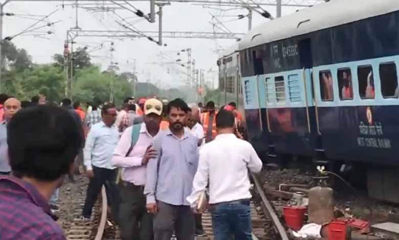 MP: Two coaches of Indore-Jabalpur Express train derail; no passenger injured