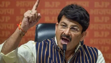 Manoj Tiwari blasts Atishi for comparing Kejriwal to Lord Ram, empty chair 'stunt'