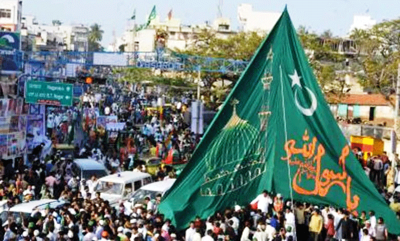 Hyderabad Celebrates Milad-un-Nabi with Grand Juloos, Thousands Join in Procession