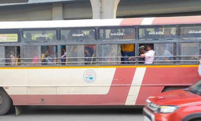 Telangana News | RTC Cancels Multiple Bus Services Amid Heavy Rains