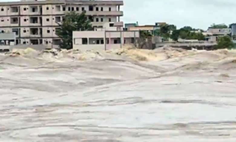 Telangana on High Alert: Munneru River Swells Beyond Danger Mark