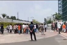 BJYM stages protest at Jagan's house over Tirumala laddu row