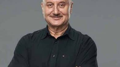 Anupam Kher recounts his journey of 40 years in cinema, urges everyone to be a dreamer