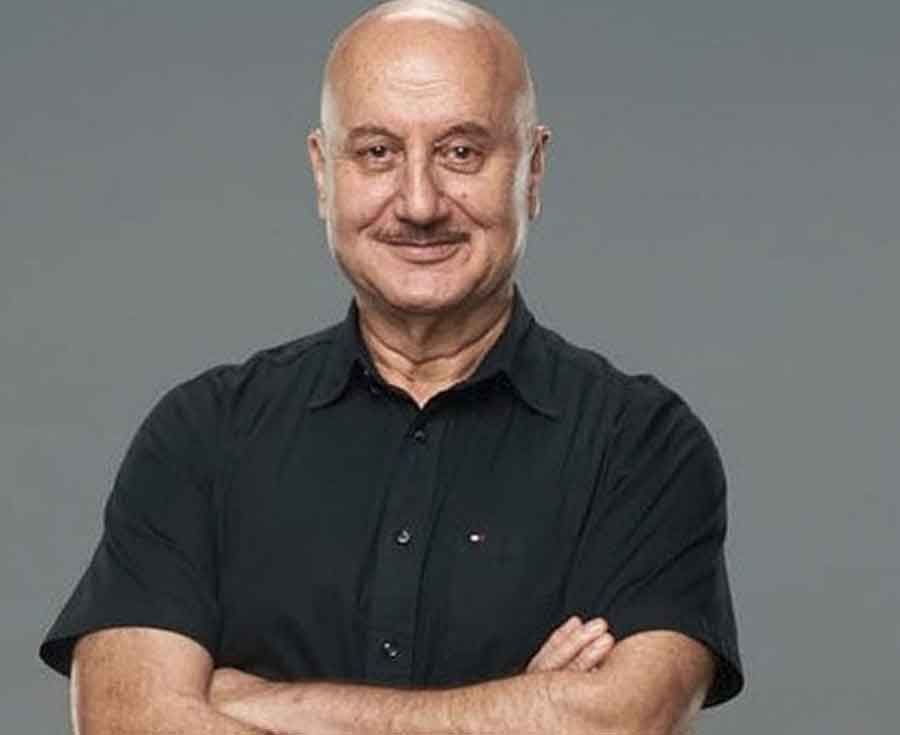 Anupam Kher recounts his journey of 40 years in cinema, urges everyone to be a dreamer