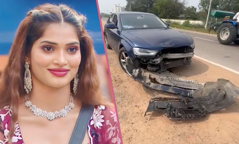 Bigg Boss Fame Actress Subhashree's Car Met with an Accident