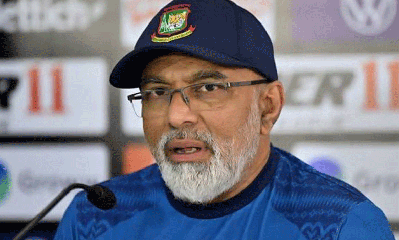 BCB suspends Hathurusinghe on disciplinary grounds, Phil Simmons named interim coach