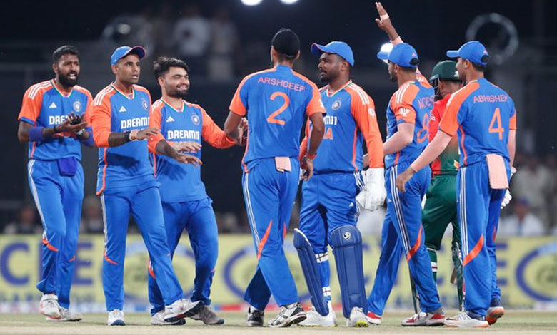 India bowls out Bangladesh for 127 in first T20I