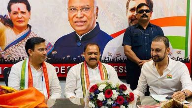 TPCC Chief Assures Fairness in Group-I Selections, Slams BRS and BJP for Misinformation; BJP Criticizes Congress Over Temple Incident