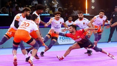 Puneri Paltan Dominate Bengaluru Bulls with All-Round Performance in Hyderabad