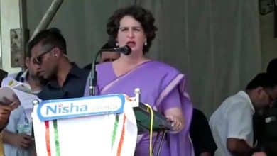 Your vote is for peace, democracy and equality: Priyanka Gandhi in Wayanad