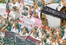 West Bengal junior doctors continue sit-in, wait for state to fulfill their demands