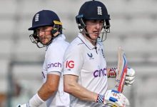 Record-breaking Root and Brook lead England to a strong 492-3 against Pakistan in 1st test