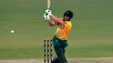 South Africa crush Ireland by 139 runs in ODI opener