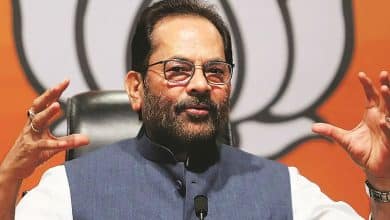 Naqvi criticises political rhetoric over Delhi’s pollution levels