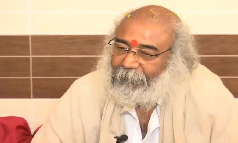 Ban non-Hindu workers in Tirupati Board: Acharya Pramod Krishnam