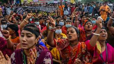 Bangladesh should act against fundamentalists harassing Hindus: Shankaracharya