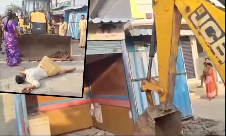 Huzur Nagar Municipal Authorities Demolish Street Vendors' Shops, Leaving Workers in Despair