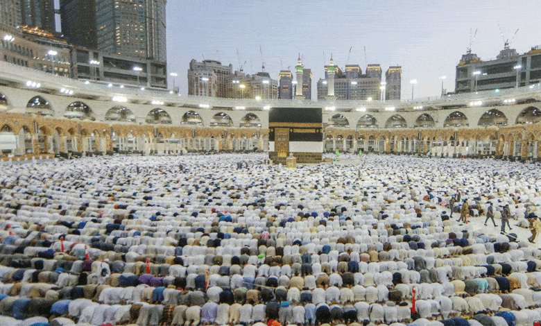 Pilgrims Alert: Restricted Timings Announced for Offering Prayers in Kaaba’s Hateem Area