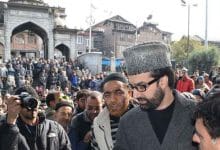 Mirwaiz Umer expresses concern over growing trend of online gambling in Kashmir